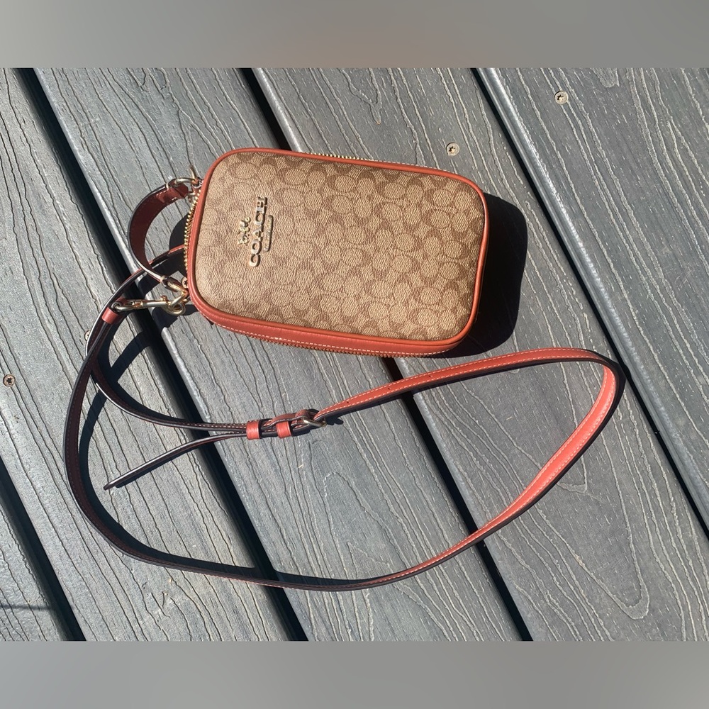 Coach Eva phone crossbody purse